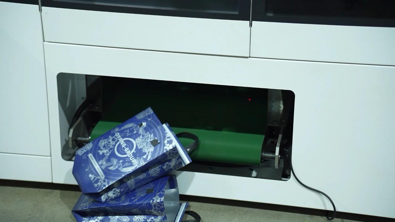 8 Auto defect rejection system 8 Automatisches Fehlerzurückweisungssystem